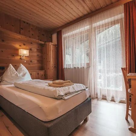 Отель Mitterhof