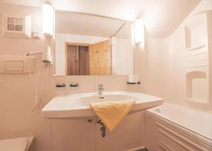 فندق Mitterhof جيرلوس