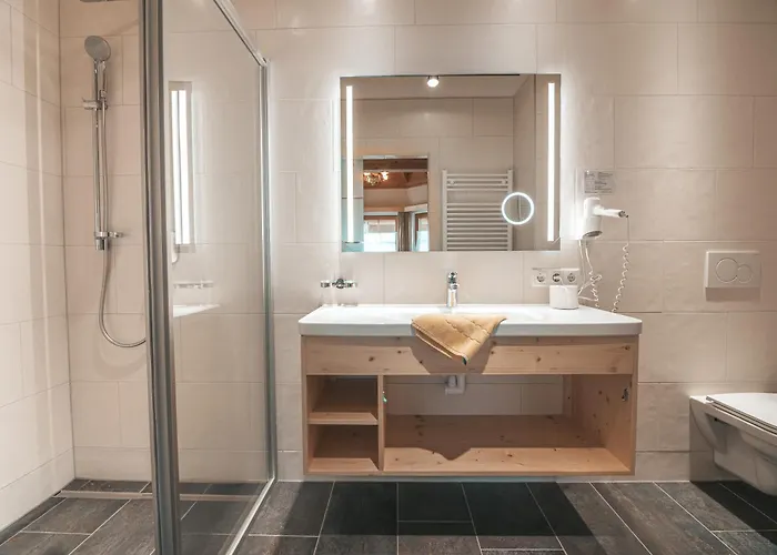 Mitterhof فندق جيرلوس